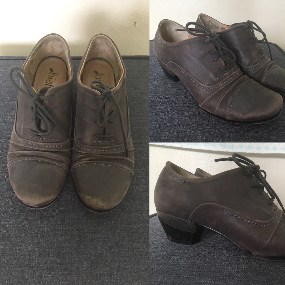 Distressed leather oxford heels, Biala